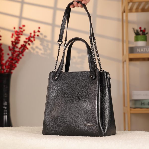 Black Real Cow Leather Handbag With Shoulder Strap , Zippered Bag With Chain 2 Black Real Cow Leather Handbag With Shoulder Strap , Zippered Bag With Chain