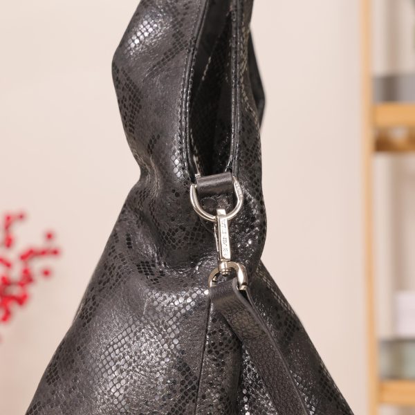 Black Real Leather and Multi-Compartment Handbag With Shoulder Strap 12 Black Real Leather and Multi-Compartment Handbag With Shoulder Strap