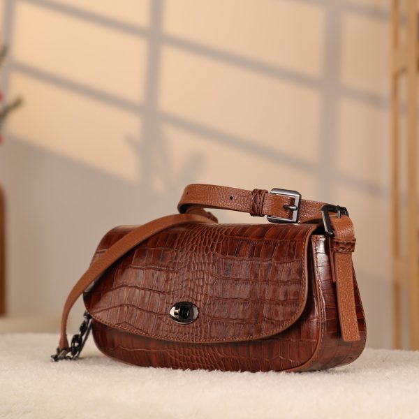 Brown Leather Shoulder Bag-Handbag With Strap, Magnetic Closure and Zippered 4 Brown Leather Shoulder Bag-Handbag With Strap, Magnetic Closure and Zippered