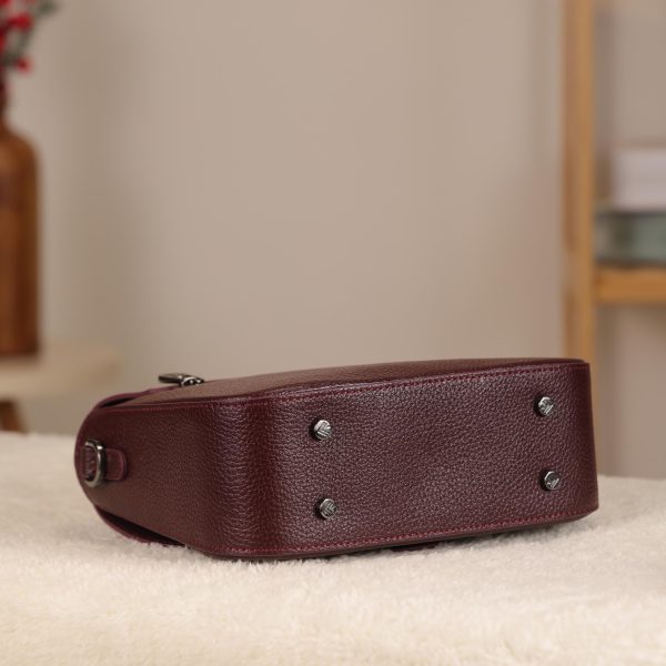 Burgundy Leather Shoulder Bag With Shoulder Strap / Magnetic Closure and Zippered