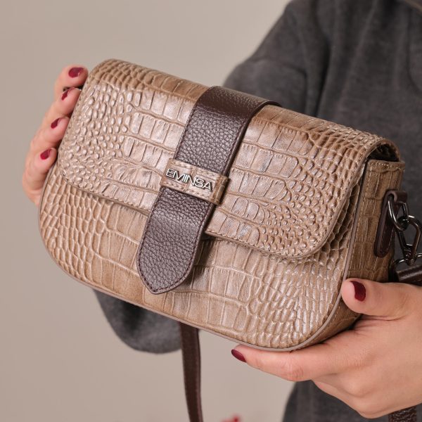 Genuine Leather Shoulder Bag / Handbag With Zipper and Magnetic Closure and Strap 2 Genuine Leather Shoulder Bag / Handbag With Zipper and Magnetic Closure and Strap
