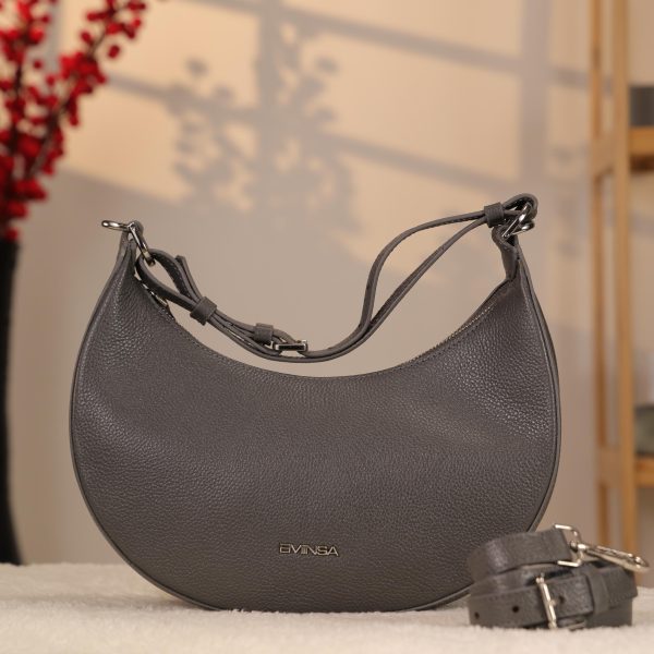 Gray Leather Shoulder Bag / Handbag With Ajustable Shoulder Strap , Zippered and All Season