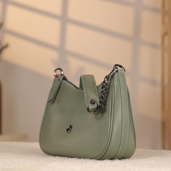 Green Leather Handbag and Everyday Bag With Shoulder Strap 1 Green Leather Handbag and Everyday Bag With Shoulder Strap
