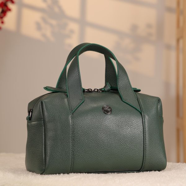Green Leather Handbag With Shoulder Strap / Zippered / Everyday Bag 5 Green Leather Handbag With Shoulder Strap / Zippered / Everyday Bag