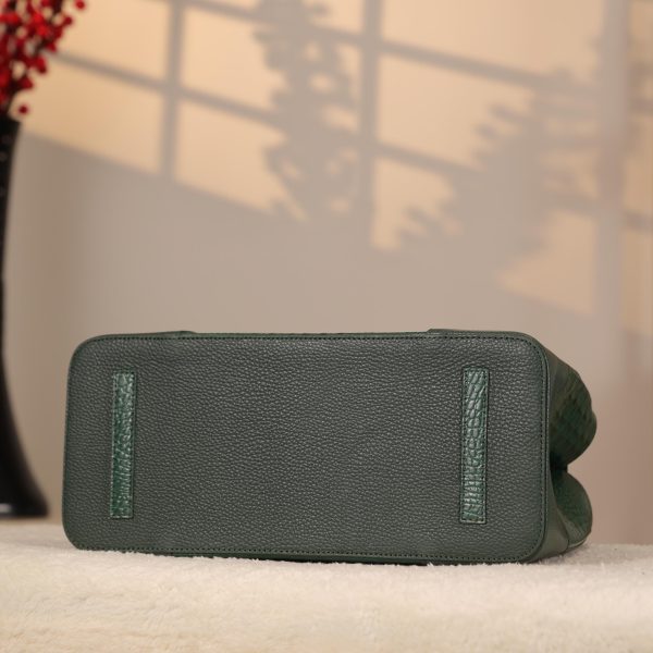 Green Luxury Handbag From Real Cow Leather With Shoulder Strap 3 Green Luxury Handbag From Real Cow Leather With Shoulder Strap