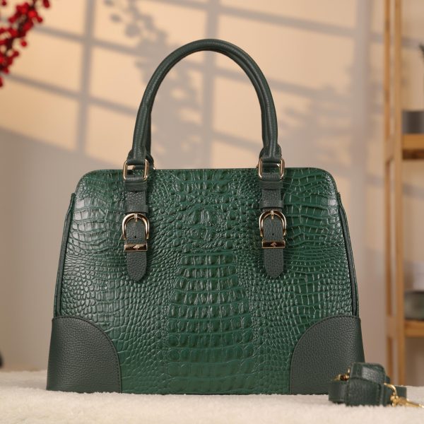 Green Luxury Handbag From Real Cow Leather With Shoulder Strap 7 Green Luxury Handbag From Real Cow Leather With Shoulder Strap